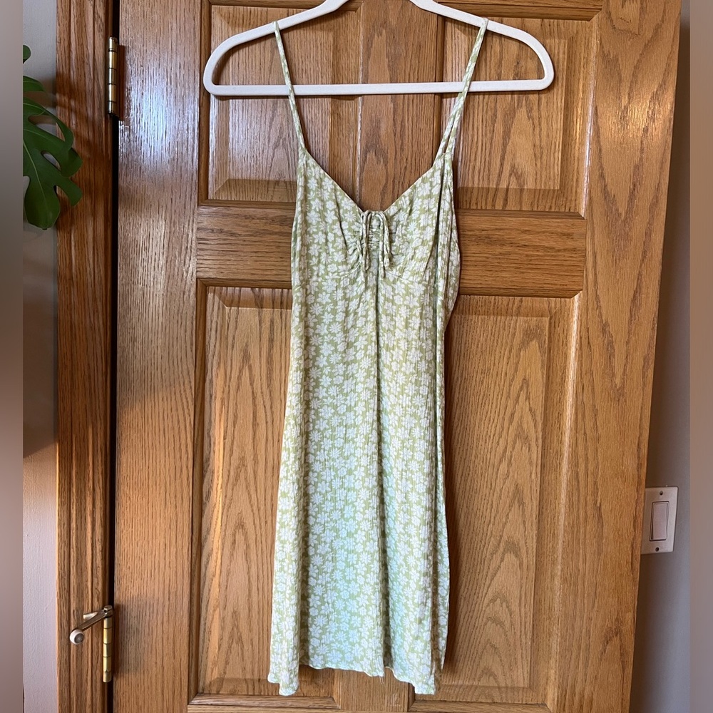 Billabong Summer Dress in Light Green Floral